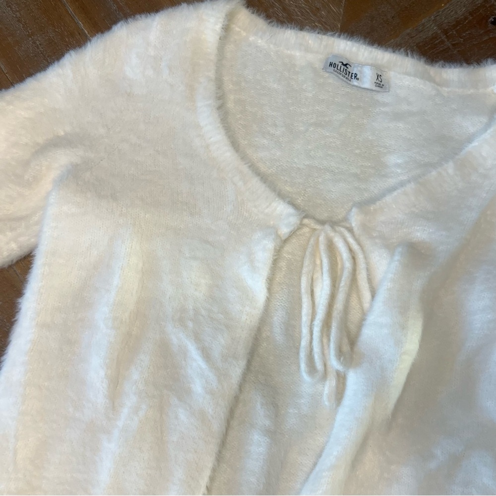 Hollister Fuzzy Women's white Cardigan size Xsmall - Picture 5 of 7